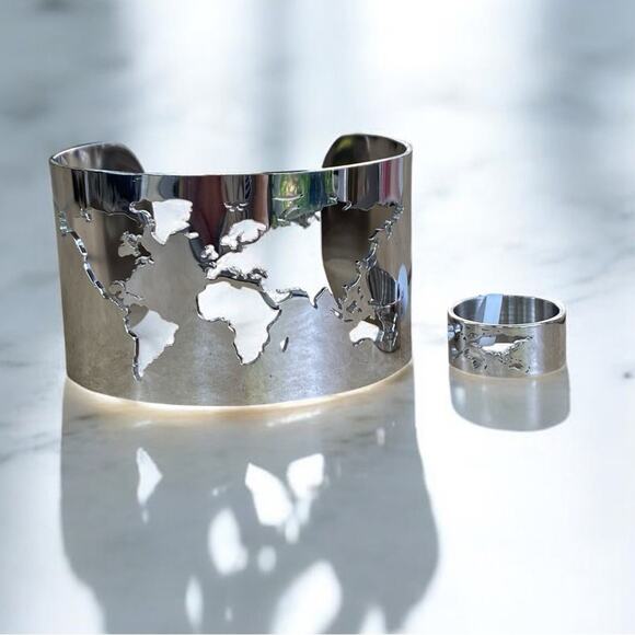 World Cuff  Earth Map Bracelet & Ring Set NIB - Picture 1 of 7